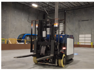 MaxMover? CB D 2000無(wú)人平衡重型叉車旨在替代傳統(tǒng)叉車