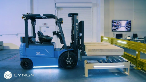 Cyngn宣布其自主無(wú)人叉車(chē)在客戶設(shè)施中完成了首次付費(fèi)部署