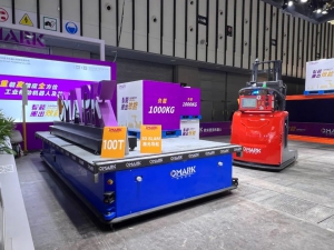 強勢推出|歐米麥克攜3D SLAM激光導(dǎo)航高精度超重載AGV精彩亮相世界智能制造大會！