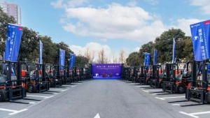 林德暨風(fēng)氫揚氫能叉車批量交付儀式圓滿完成！