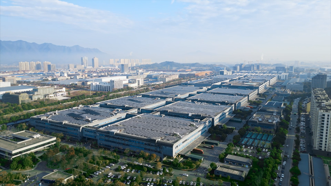 全國(guó)首批！?？低曋悄芄S再獲國(guó)家級(jí)認(rèn)證