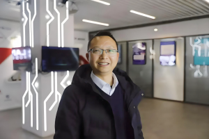 《齊魯晚報(bào) · 齊魯壹點(diǎn)》專(zhuān)訪邁爾微視總經(jīng)理鄭衛(wèi)軍：給機(jī)器人裝上了“眼睛”