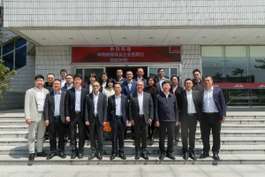 中物聯(lián)攜企業(yè)貴賓蒞臨林德叉車廈門工廠，共同探討酒類自動化供應(yīng)鏈解決方案