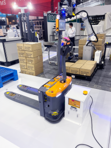 雙展破界！AiTEN機器人適配全球場景