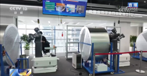 佳安成長丨榮登央視新聞，佳安雙臂移動機器人加速培訓(xùn)中