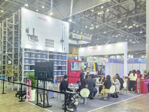 京東物流智狼出海！首次亮相韓國首爾物流倉儲(chǔ)展覽會(huì)KOREA MAT