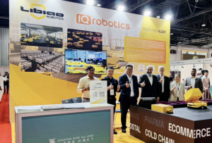 立鏢機(jī)器人把全球合作玩明白了？迪拜展會(huì)直接 “拿捏” 中東市場(chǎng)名場(chǎng)面！