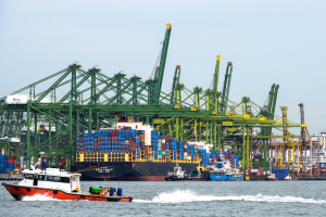 “太重芯”閃耀新加坡港！國產(chǎn)AGV機器人批量出海