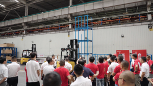 三一叉車省級經銷商半年度會議暨2025年全球服務萬里行啟動儀式圓滿舉行！