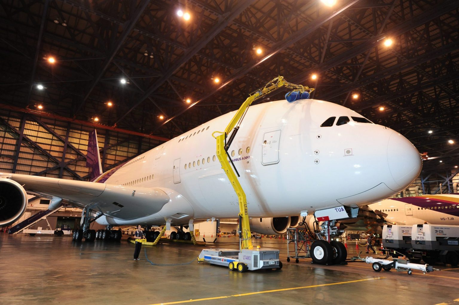 飛機(jī)清潔機(jī)器人XWB