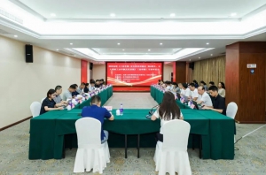 兩項(xiàng)國標(biāo)，一項(xiàng)行標(biāo)：合肥搬易通MiMA參與無人駕駛工業(yè)車輛國家標(biāo)準(zhǔn)及行業(yè)標(biāo)準(zhǔn)專家審定會(huì)，共筑行業(yè)安全基石