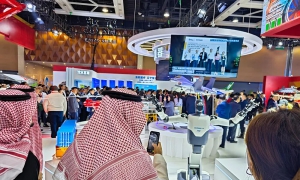 新松機(jī)器人亮相遼洽會(huì)，以創(chuàng)新科技助力東北振興與合作共贏