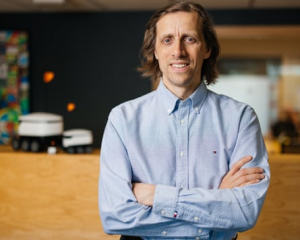 英國(guó)《衛(wèi)報(bào)》：Skype聯(lián)合創(chuàng)始人Ahti Heinla說“送貨機(jī)器人終將出現(xiàn)”