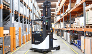 德馬泰克推出RTS 120巷道堆垛式AGV