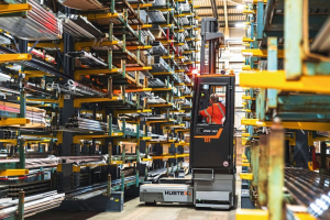 HUBTEX推出激光傳感器輔助系統(tǒng)提升窄巷道搬運安全性