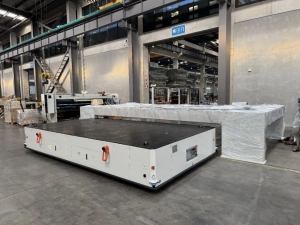 遠(yuǎn)聚智能首款重載移動(dòng)作業(yè)機(jī)器人下線：開啟工業(yè)物流智能化新紀(jì)元