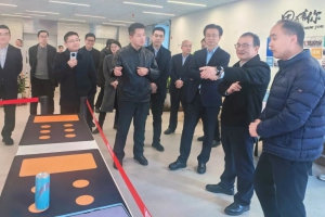 聚焦丨浙江省經(jīng)信廳廳長詹敏一行調(diào)研藍(lán)芯機(jī)器人