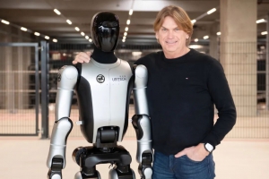 落地歐洲零售物流場(chǎng)景，優(yōu)必選聯(lián)手合作伙伴加速人形機(jī)器人出海