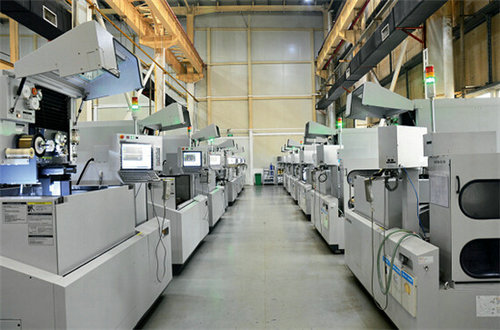 創(chuàng)新發(fā)展智能制造 格力未來將實現(xiàn)無人車間