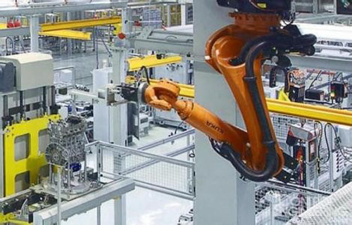 發(fā)展智能制造 工業(yè)機器人要率先突破