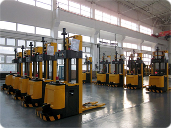 機(jī)科自動(dòng)導(dǎo)向搬運(yùn)車