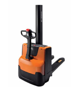 豐田 輕中型工況：STAXIO系列電動堆高機 SWE080L